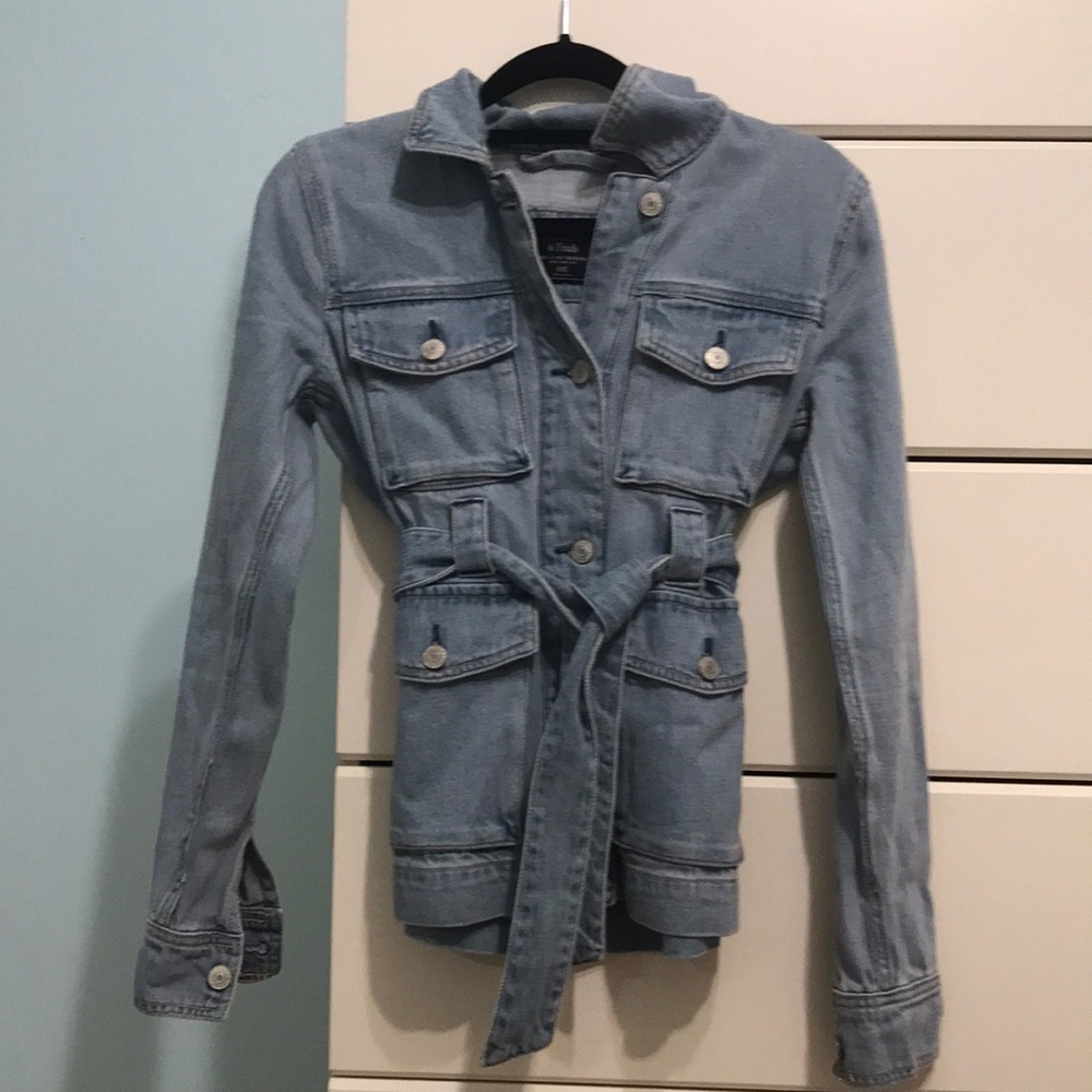 XXS NWOT Abercrombie & Fitch Denim Jacket